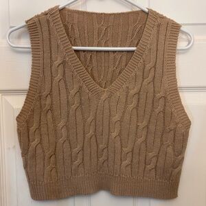 Cropped V-Neck Sweater Vest